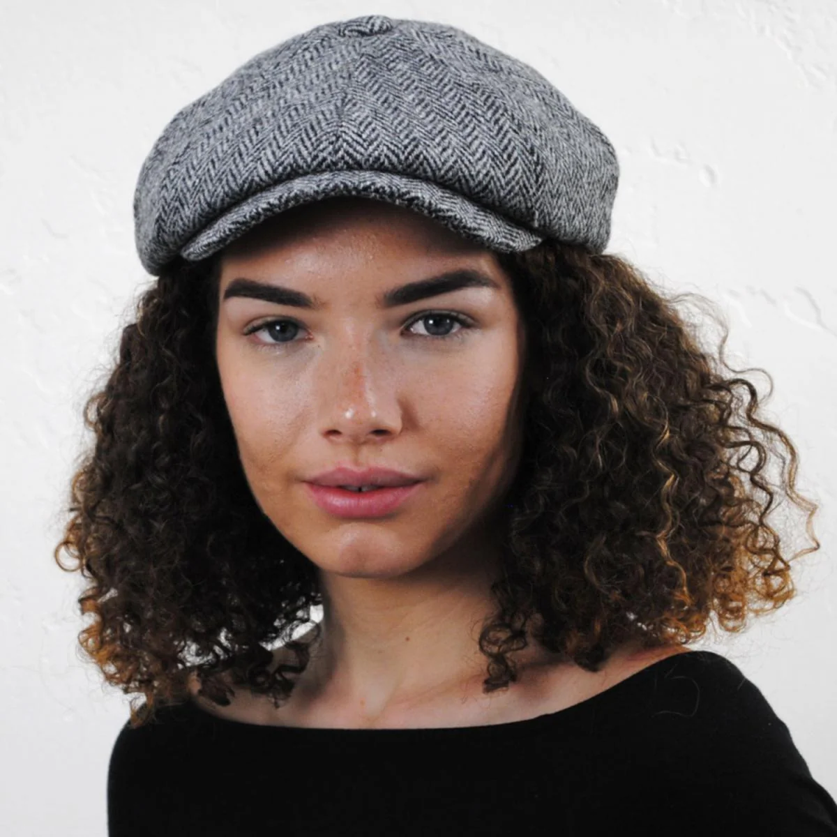 Castlebay Harris Tweed Wool Newsboy Cap - Image 6