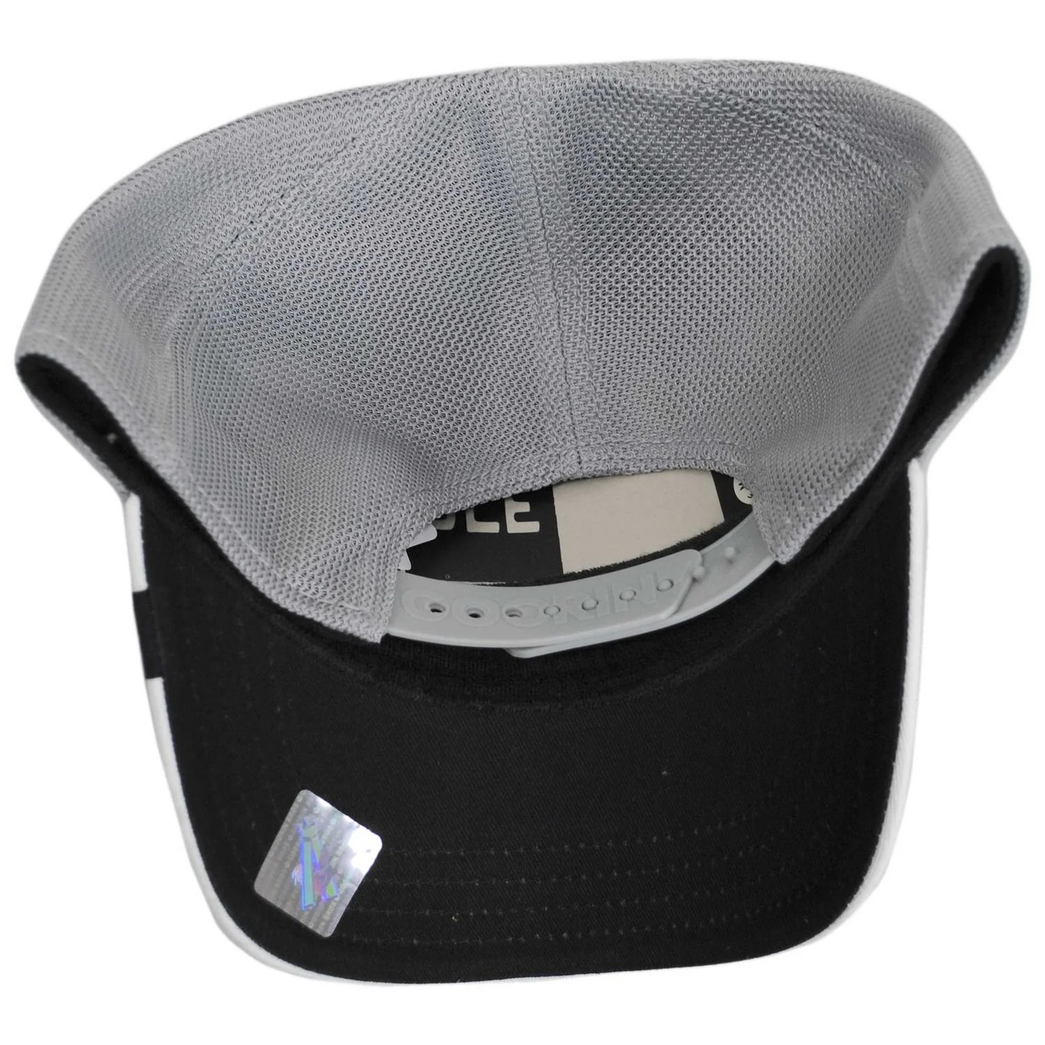 Classic Rocker Queen Mesh Trucker Snapback Baseball Cap - Image 4
