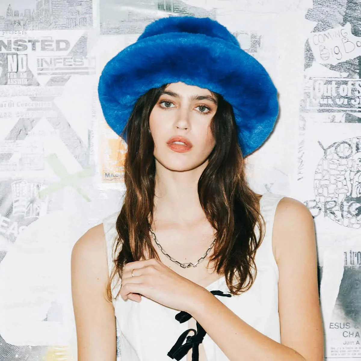 Dion Faux Fur Winter Bucket Hat - Image 5